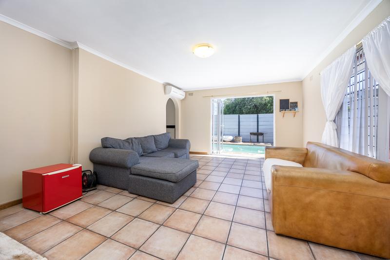 3 Bedroom Property for Sale in Peerless Park North Western Cape